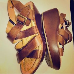 Very comfortable Earth Wedges